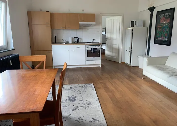 Stayinhostel *